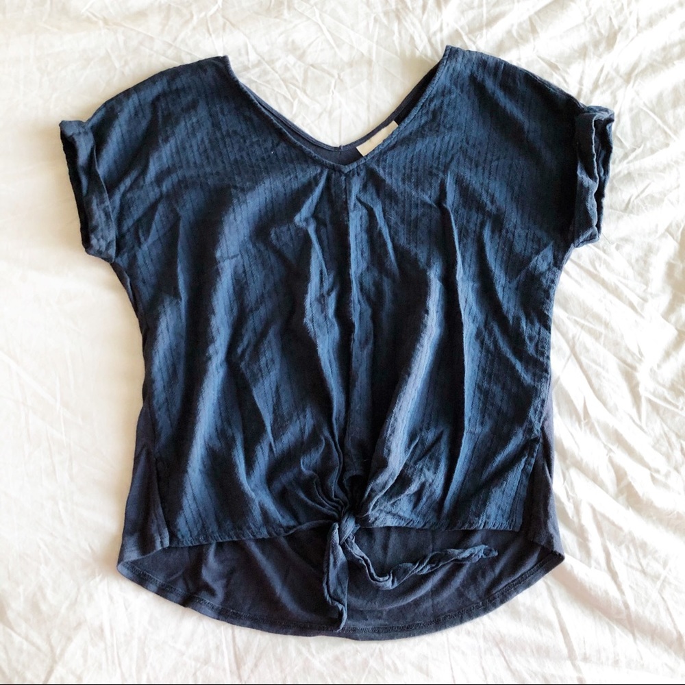 RESERVED Universal Thread Tie Front Top